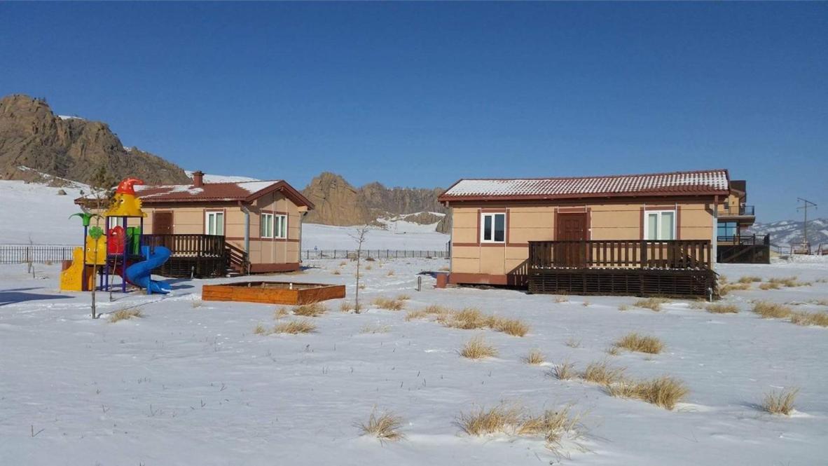 Takhi Resort Terelj Yoliin Hural Εξωτερικό φωτογραφία